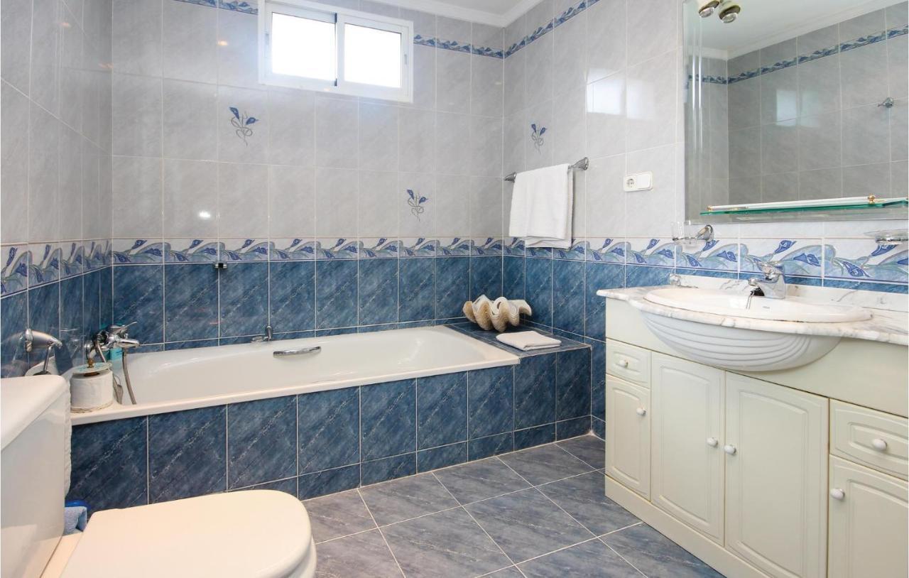 Gorgeous Apartment In Urb El Chaparral With Wifi La Cala De Mijas Dış mekan fotoğraf